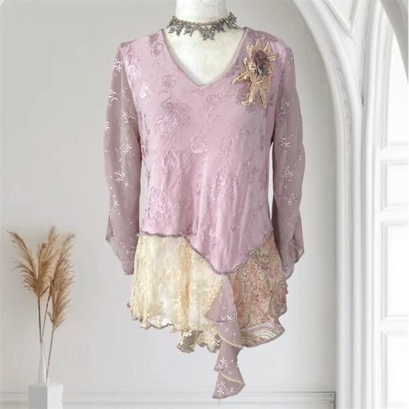 Spencer Alexis Made in USA Ethereal Pink Purple Lace Paisley Asymmetric Top 4 S - Picture 1 of 8